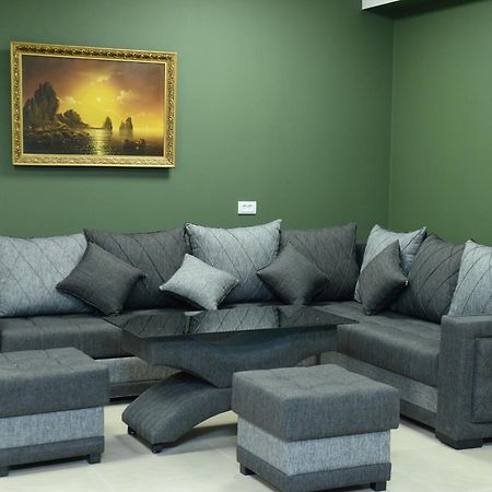 Ro Metro Aparthotel Gyumri Luaran gambar