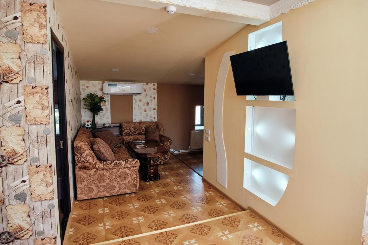 Ro Metro Aparthotel Gyumri Luaran gambar