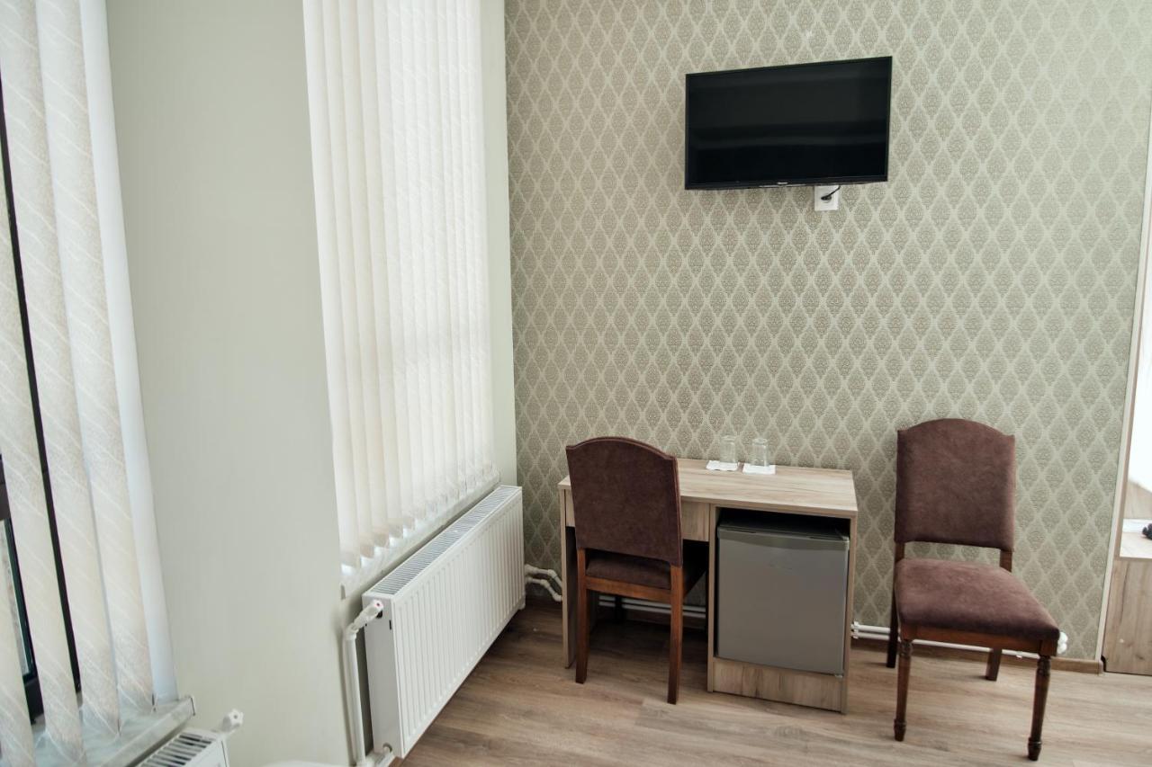 Ro Metro Aparthotel Gyumri Luaran gambar